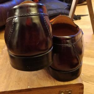 Mens size 10.5 Brown loafers.